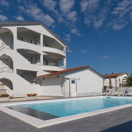 Apartmani Martin Mit Beheiztem Pool With Heated Pool Bibinje Kültér fotó