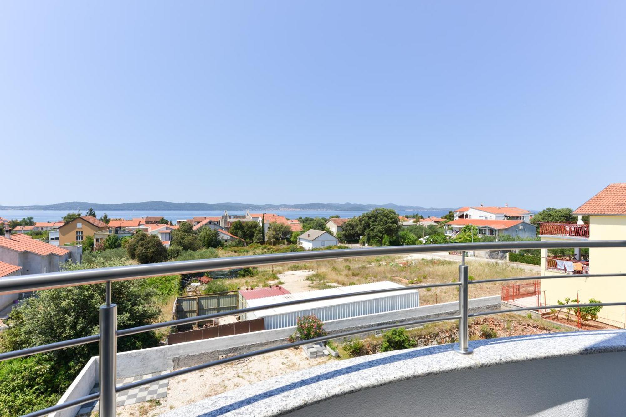Apartmani Martin Mit Beheiztem Pool With Heated Pool Bibinje Kültér fotó