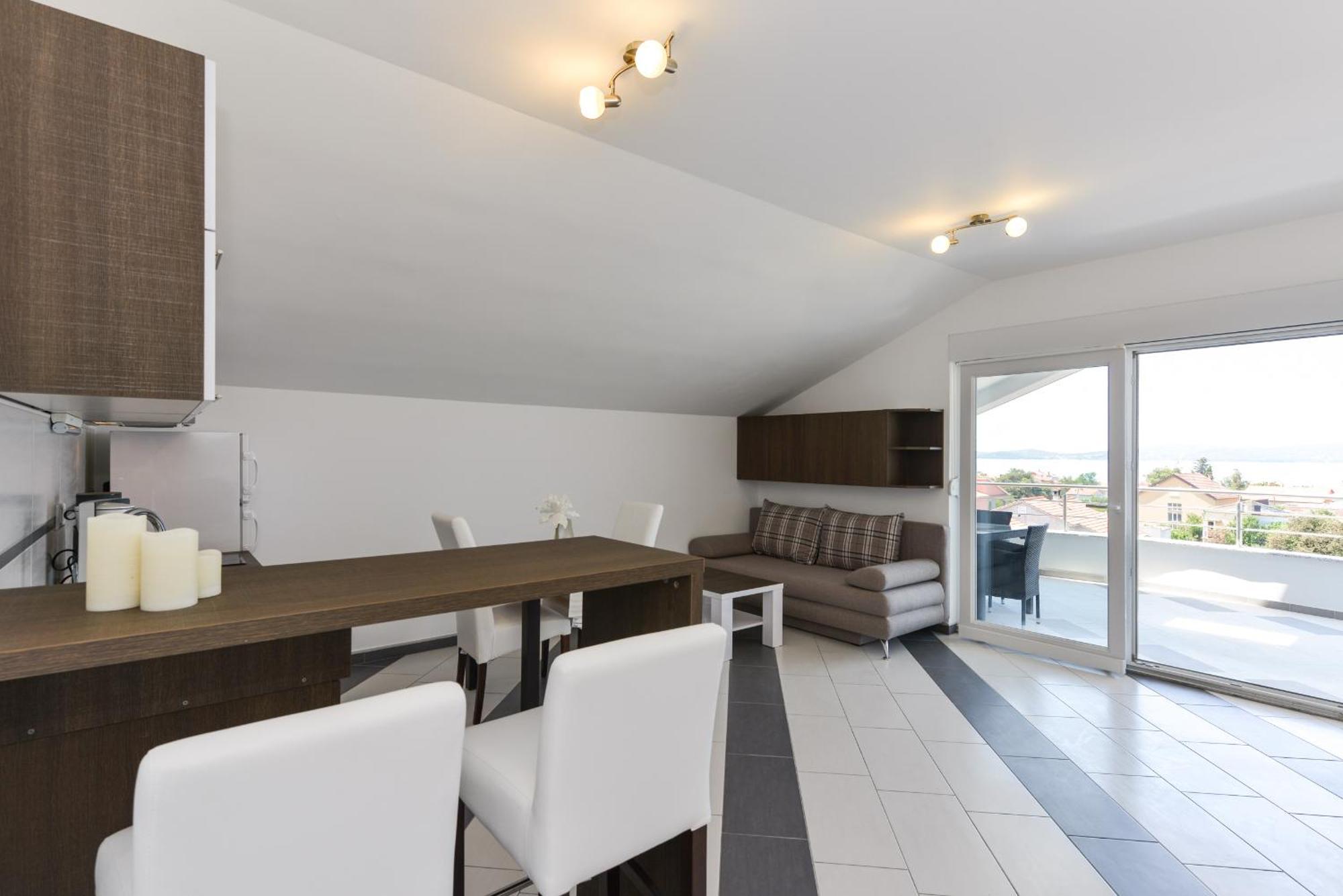 Apartmani Martin Mit Beheiztem Pool With Heated Pool Bibinje Kültér fotó