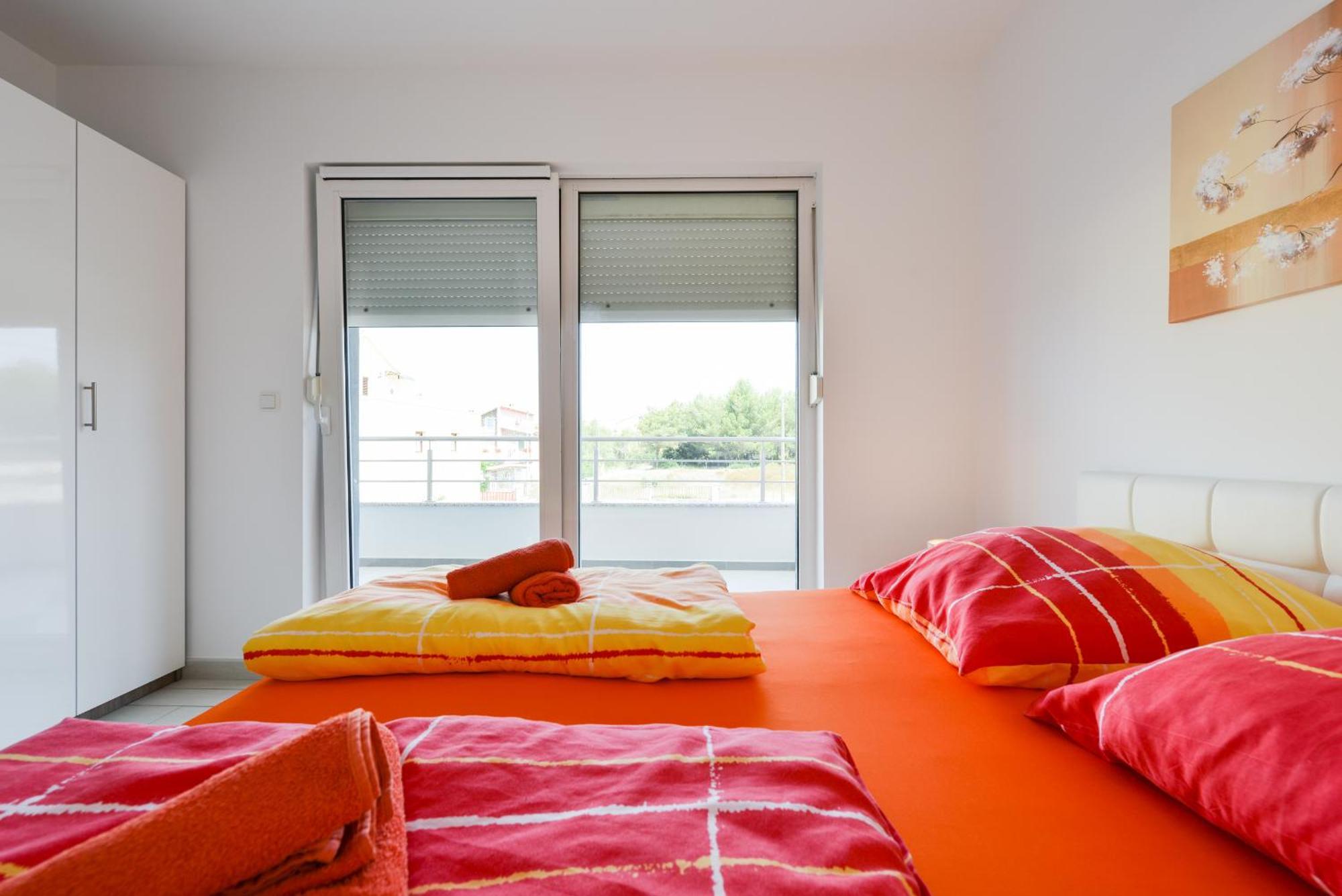 Apartmani Martin Mit Beheiztem Pool With Heated Pool Bibinje Szoba fotó