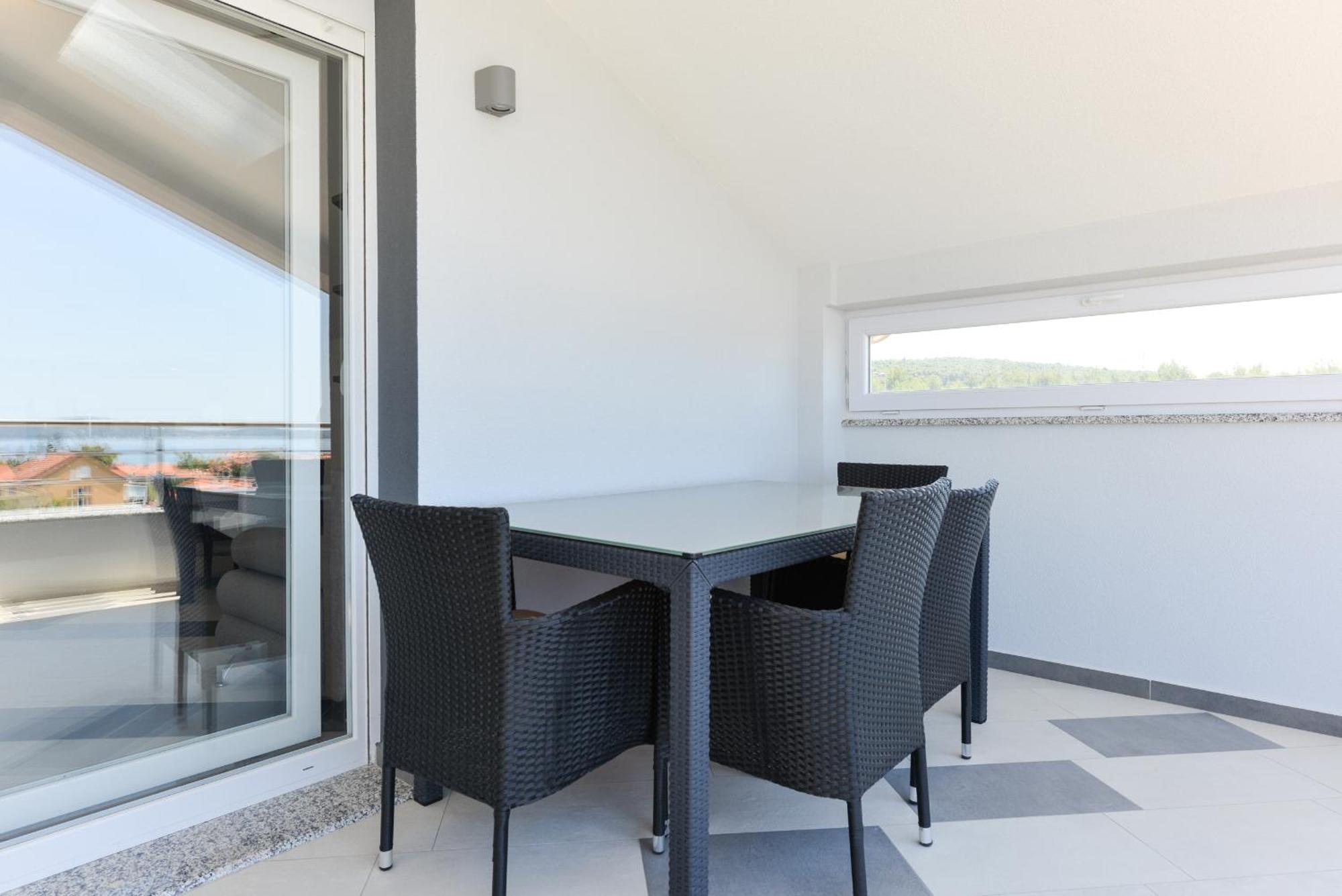 Apartmani Martin Mit Beheiztem Pool With Heated Pool Bibinje Kültér fotó