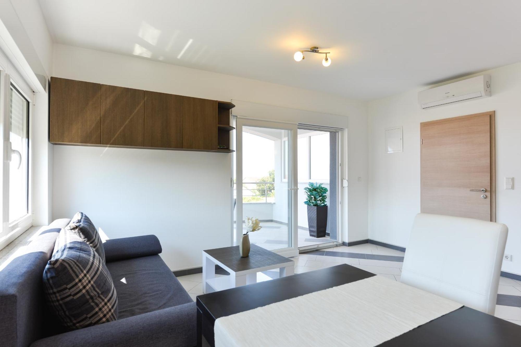 Apartmani Martin Mit Beheiztem Pool With Heated Pool Bibinje Kültér fotó