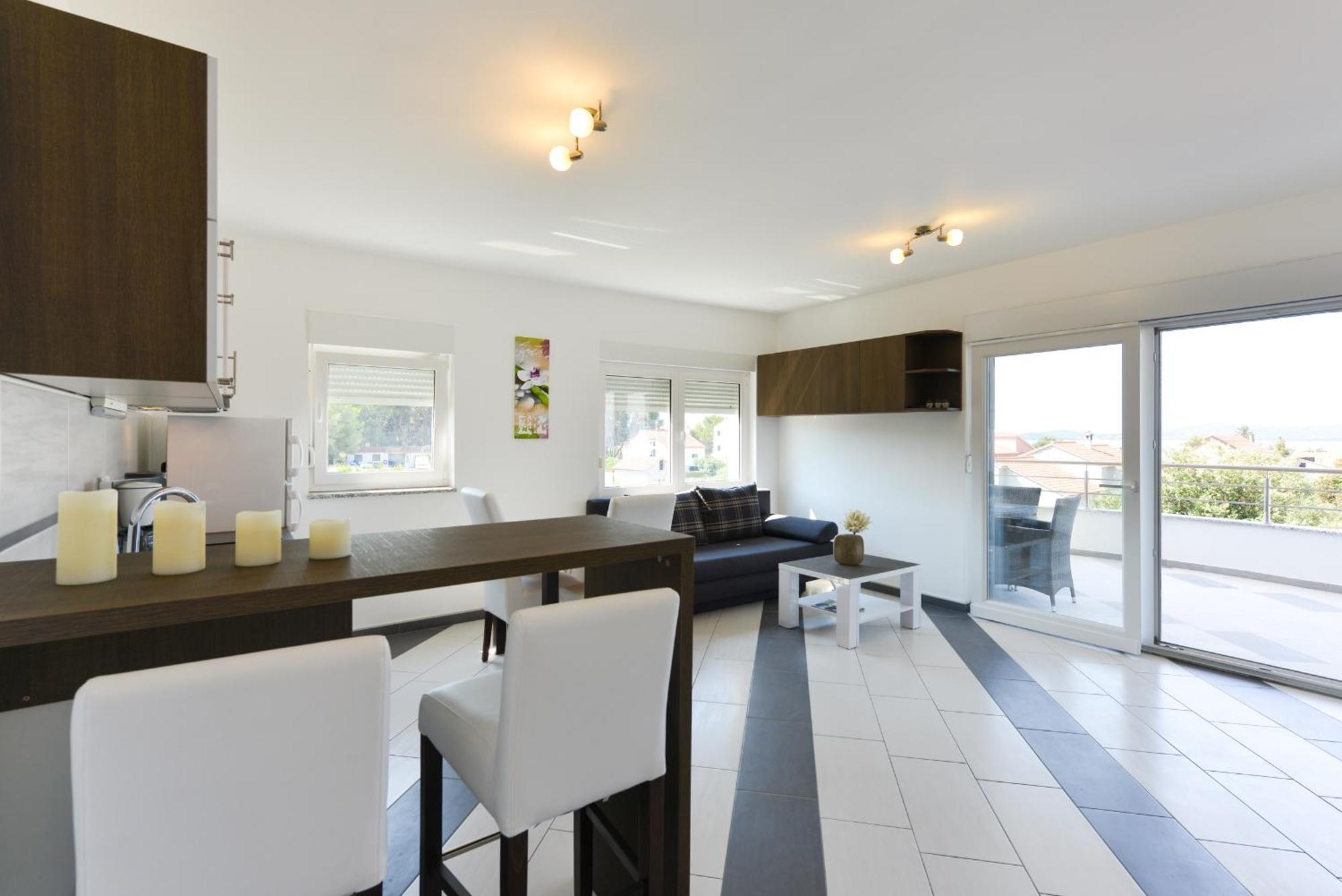 Apartmani Martin Mit Beheiztem Pool With Heated Pool Bibinje Kültér fotó
