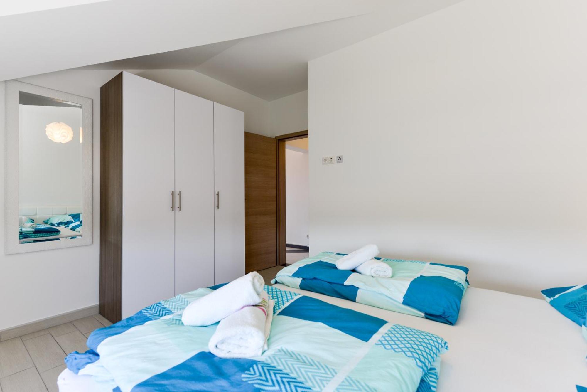 Apartmani Martin Mit Beheiztem Pool With Heated Pool Bibinje Kültér fotó